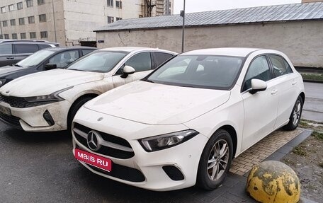 Mercedes-Benz A-Класс, 2019 год, 2 950 000 рублей, 1 фотография