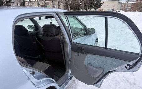 Toyota Starlet, 1999 год, 300 000 рублей, 2 фотография