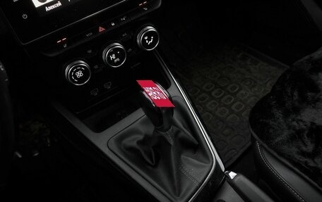 Renault Arkana I, 2019 год, 1 650 000 рублей, 10 фотография