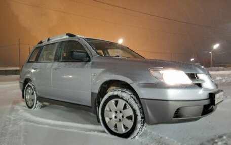 Mitsubishi Outlander III рестайлинг 3, 2008 год, 485 000 рублей, 4 фотография