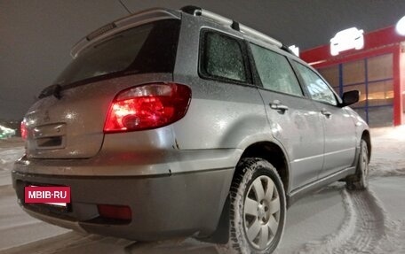 Mitsubishi Outlander III рестайлинг 3, 2008 год, 485 000 рублей, 2 фотография