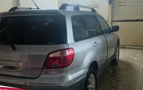 Mitsubishi Outlander III рестайлинг 3, 2008 год, 850 000 рублей, 5 фотография