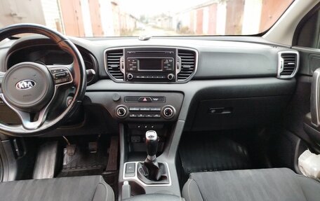 KIA Sportage IV рестайлинг, 2016 год, 1 800 000 рублей, 7 фотография