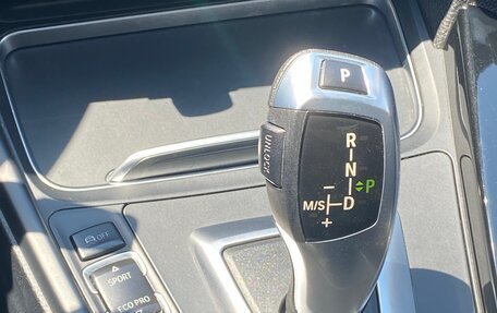 BMW 3 серия, 2017 год, 1 850 000 рублей, 10 фотография