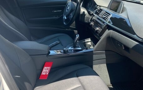 BMW 3 серия, 2017 год, 1 850 000 рублей, 22 фотография