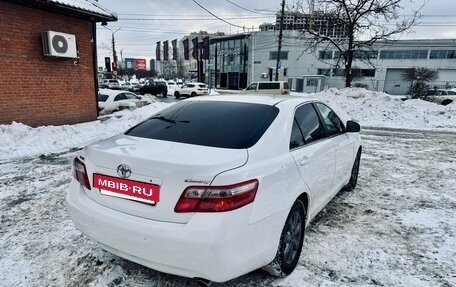 Toyota Camry, 2010 год, 987 000 рублей, 2 фотография