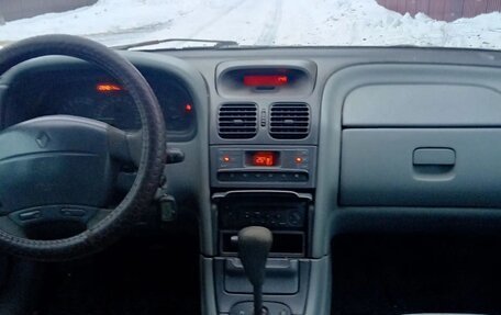 Renault Laguna II, 2000 год, 210 000 рублей, 5 фотография