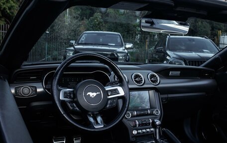 Ford Mustang VI рестайлинг, 2019 год, 2 650 000 рублей, 11 фотография