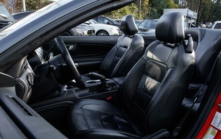 Ford Mustang VI рестайлинг, 2019 год, 2 650 000 рублей, 15 фотография