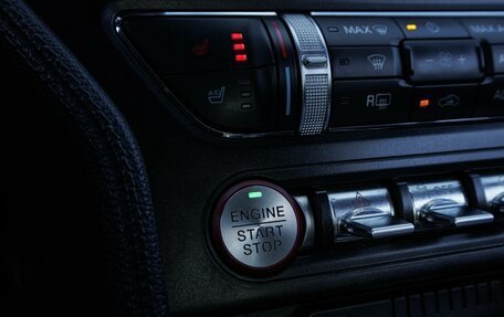 Ford Mustang VI рестайлинг, 2019 год, 2 650 000 рублей, 23 фотография