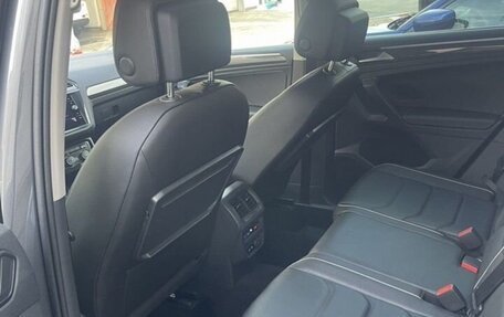 Volkswagen Tiguan II, 2020 год, 2 950 000 рублей, 5 фотография