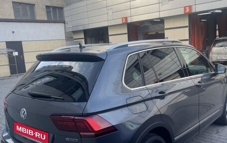 Volkswagen Tiguan II, 2020 год, 2 950 000 рублей, 2 фотография