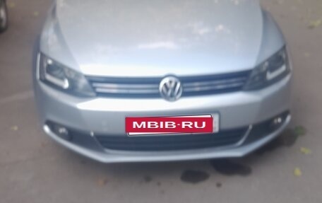 Volkswagen Jetta VI, 2014 год, 960 000 рублей, 2 фотография