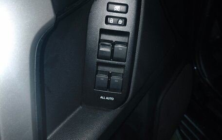 Toyota Land Cruiser Prado 150 рестайлинг 2, 2022 год, 6 999 000 рублей, 9 фотография