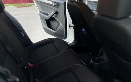 Skoda Rapid I, 2018 год, 1 500 000 рублей, 12 фотография