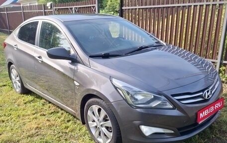 Hyundai Solaris II рестайлинг, 2016 год, 1 175 000 рублей, 1 фотография