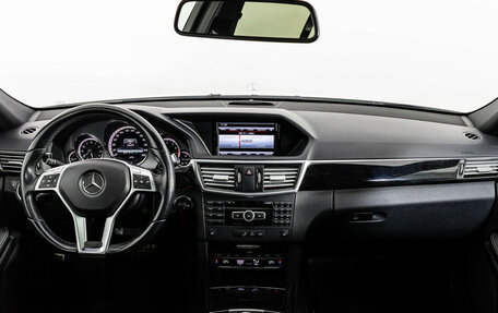 Mercedes-Benz E-Класс, 2012 год, 1 749 000 рублей, 10 фотография