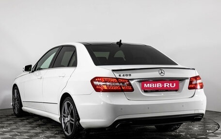 Mercedes-Benz E-Класс, 2012 год, 1 749 000 рублей, 7 фотография