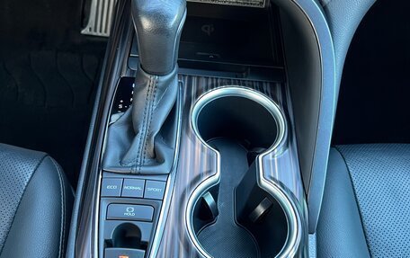 Toyota Camry, 2020 год, 4 500 000 рублей, 10 фотография