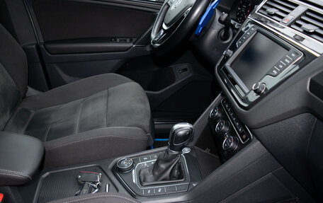 Volkswagen Tiguan II, 2017 год, 2 950 000 рублей, 17 фотография