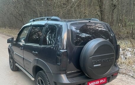 Chevrolet Niva I рестайлинг, 2011 год, 590 000 рублей, 1 фотография