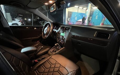 Volkswagen Jetta VI, 2015 год, 900 000 рублей, 8 фотография