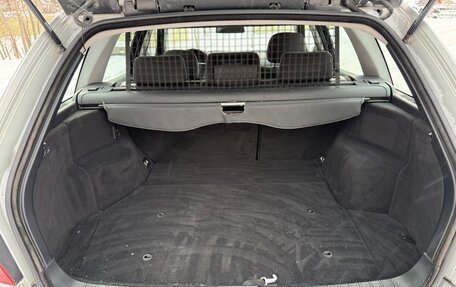 BMW 3 серия, 2005 год, 850 000 рублей, 18 фотография