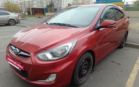 Hyundai Solaris II рестайлинг, 2011 год, 650 000 рублей, 6 фотография