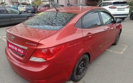 Hyundai Solaris II рестайлинг, 2011 год, 650 000 рублей, 8 фотография