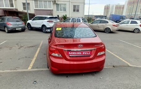 Hyundai Solaris II рестайлинг, 2011 год, 650 000 рублей, 4 фотография