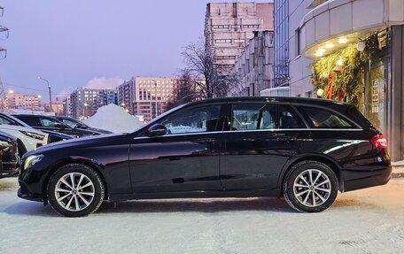 Mercedes-Benz E-Класс, 2017 год, 2 750 000 рублей, 5 фотография