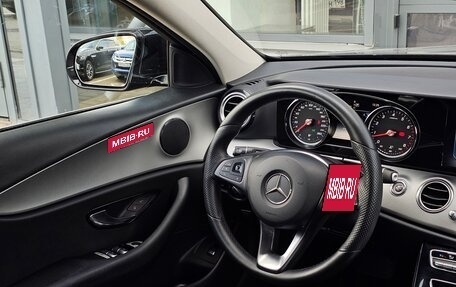 Mercedes-Benz E-Класс, 2017 год, 2 750 000 рублей, 26 фотография