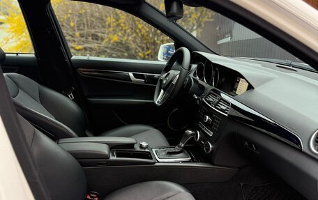 Mercedes-Benz C-Класс, 2012 год, 1 650 000 рублей, 6 фотография