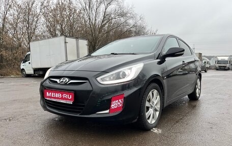 Hyundai Solaris II рестайлинг, 2014 год, 1 070 000 рублей, 1 фотография