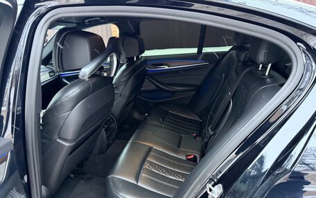 BMW 5 серия, 2019 год, 4 390 000 рублей, 15 фотография