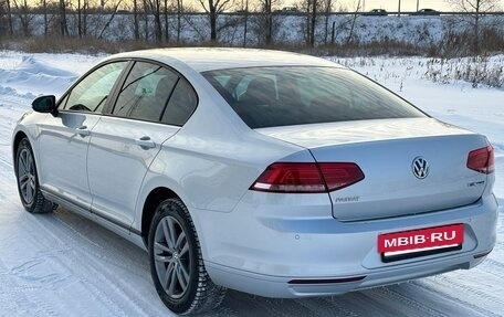 Volkswagen Passat B8 рестайлинг, 2016 год, 1 890 000 рублей, 5 фотография