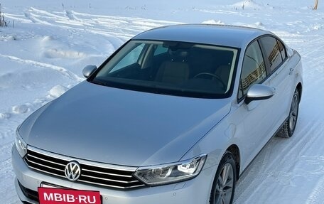 Volkswagen Passat B8 рестайлинг, 2016 год, 1 890 000 рублей, 17 фотография