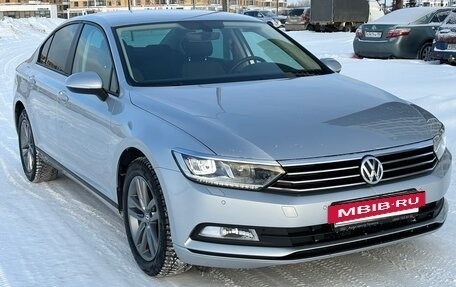 Volkswagen Passat B8 рестайлинг, 2016 год, 1 890 000 рублей, 14 фотография
