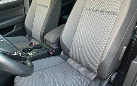 Volkswagen Passat B8 рестайлинг, 2016 год, 1 890 000 рублей, 25 фотография