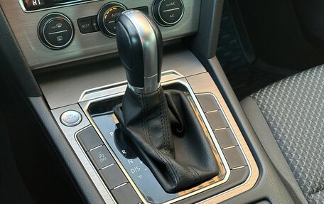 Volkswagen Passat B8 рестайлинг, 2016 год, 1 890 000 рублей, 30 фотография