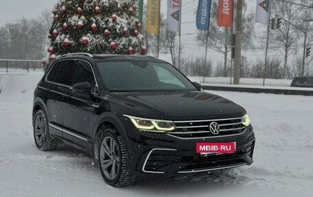 Volkswagen Tiguan II, 2021 год, 5 500 000 рублей, 3 фотография