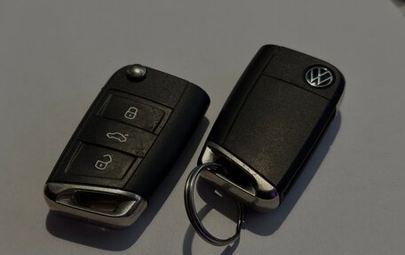 Volkswagen Tiguan II, 2021 год, 5 500 000 рублей, 34 фотография