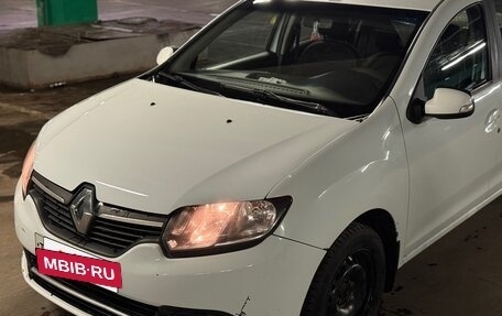 Renault Logan II, 2015 год, 410 000 рублей, 6 фотография