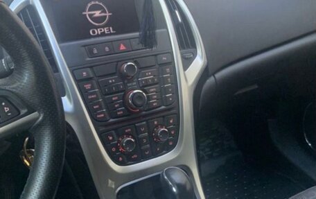 Opel Astra J, 2013 год, 750 000 рублей, 6 фотография