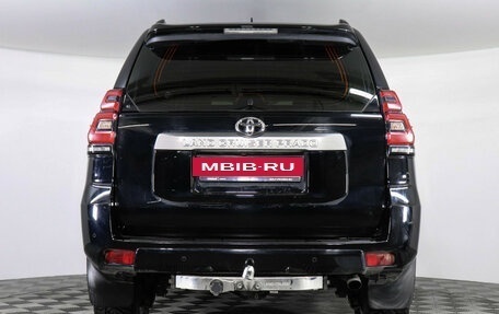 Toyota Land Cruiser Prado 150 рестайлинг 2, 2021 год, 5 700 000 рублей, 6 фотография