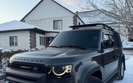 Land Rover Defender II, 2021 год, 8 900 000 рублей, 1 фотография