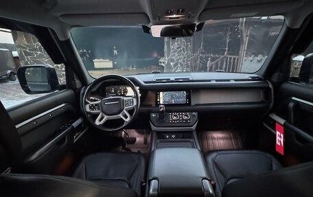 Land Rover Defender II, 2021 год, 8 900 000 рублей, 17 фотография