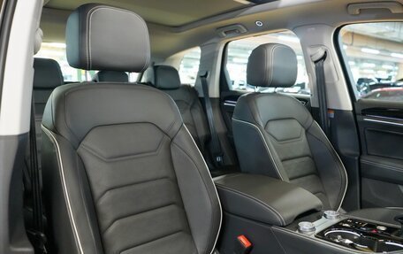 Volkswagen Touareg III, 2026 год, 11 390 099 рублей, 14 фотография