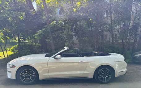 Ford Mustang VI рестайлинг, 2018 год, 2 680 000 рублей, 3 фотография
