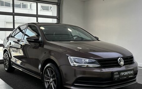 Volkswagen Jetta VI, 2015 год, 970 000 рублей, 3 фотография